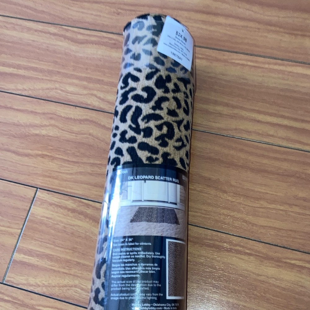 Leopard runner scratter rug size 24”x36” 
Brand New